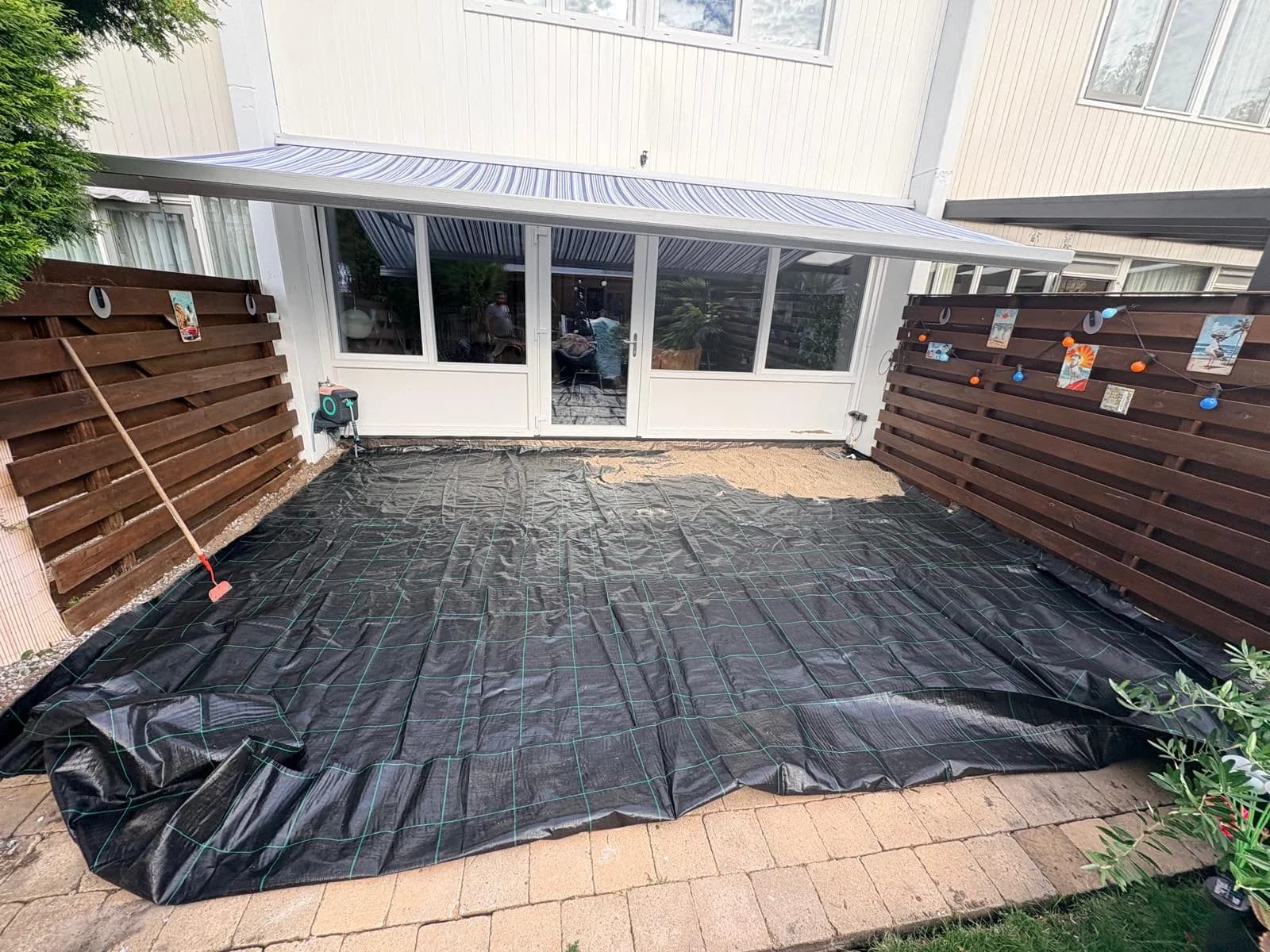 Terras vóór het aanbrengen van de bestrating
